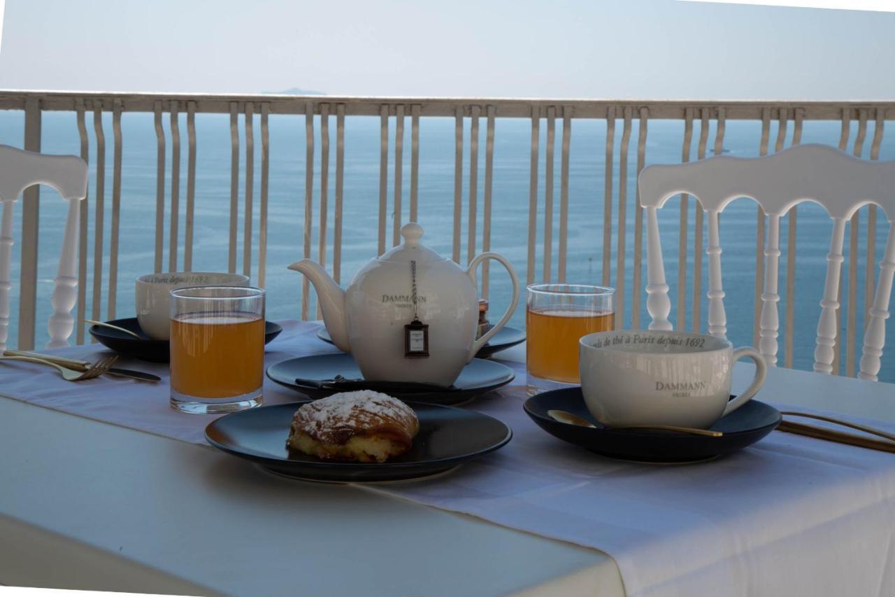 Grand Hotel Serapide ปอซซุออลี ภายนอก รูปภาพ