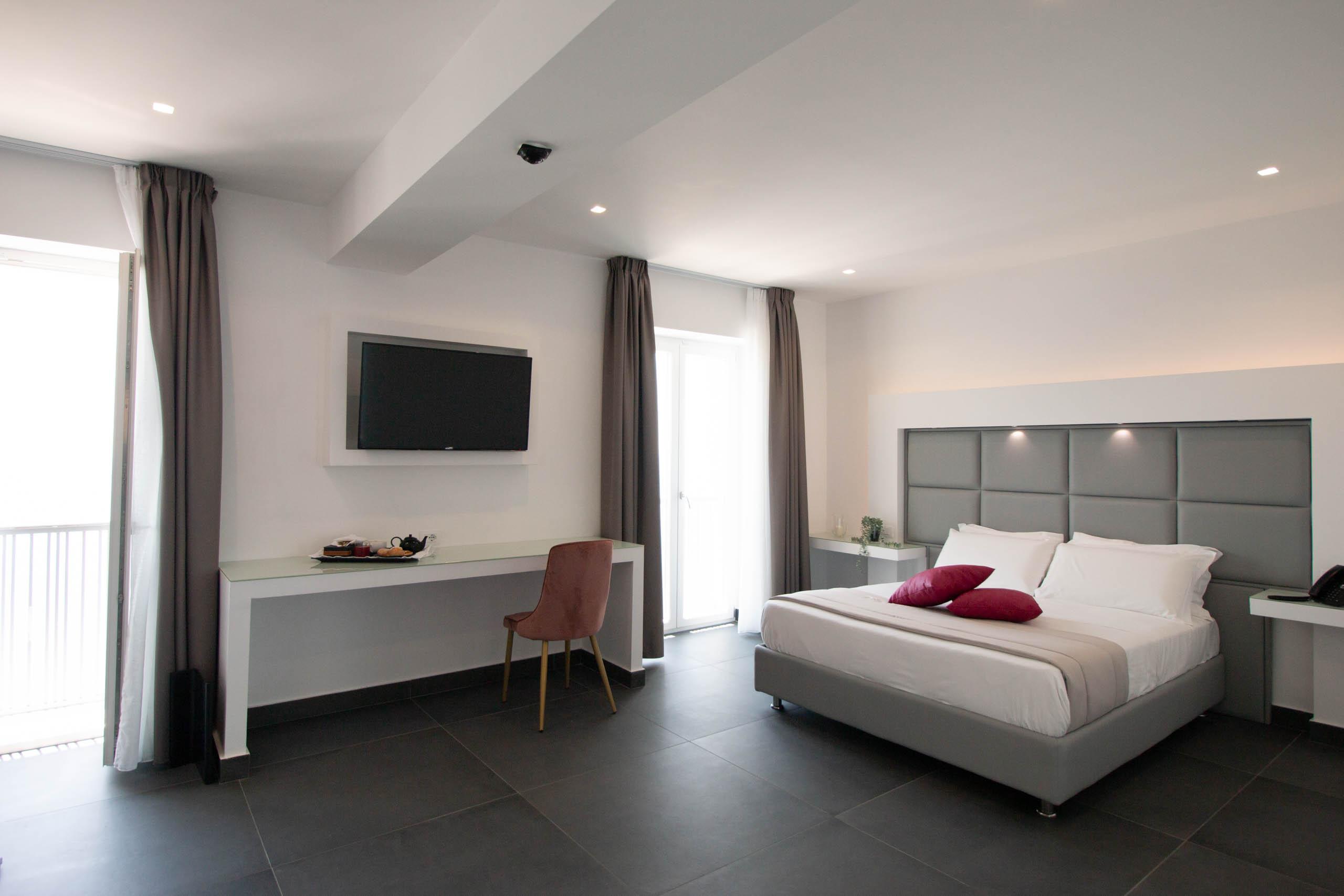 Grand Hotel Serapide ปอซซุออลี ภายนอก รูปภาพ